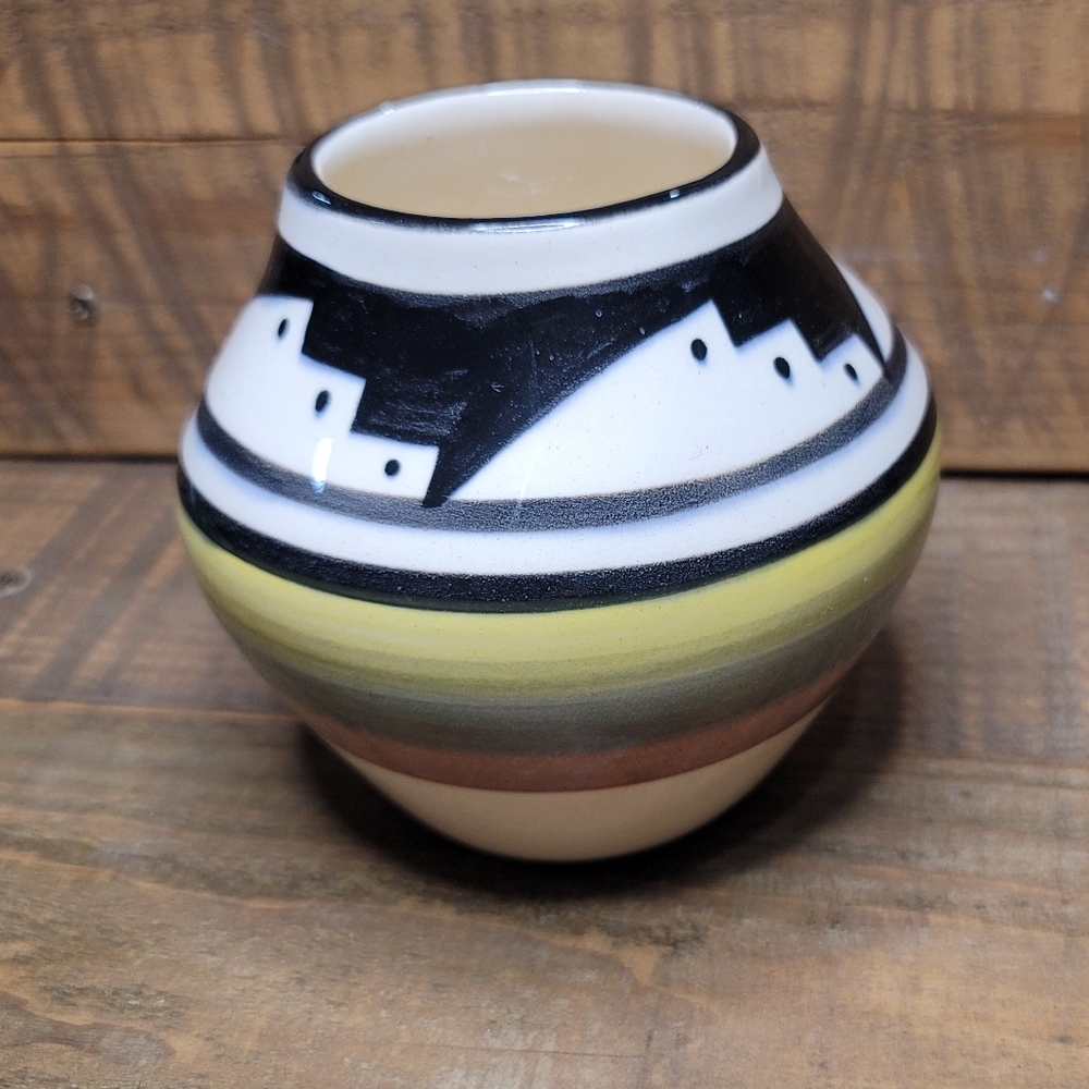 Ute mountain pottery